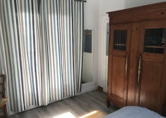 Maison De En Bord De